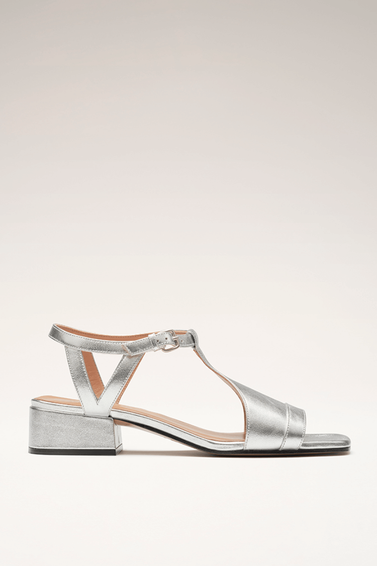 Sarah | Sandals with Crossed Straps, Low Heel, and Block Heel