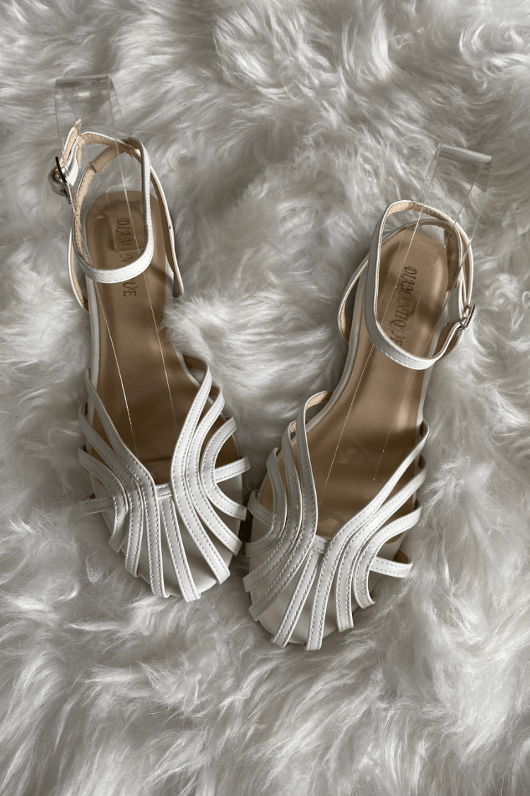 Shane | Sandals with Straps and Round Toes