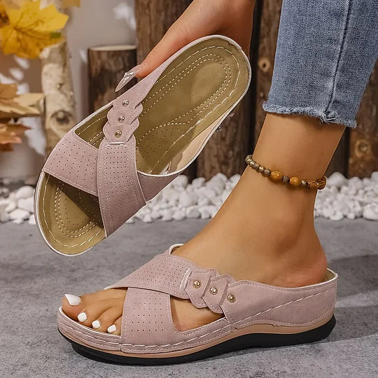 Hensley | Orthopedic Sandals