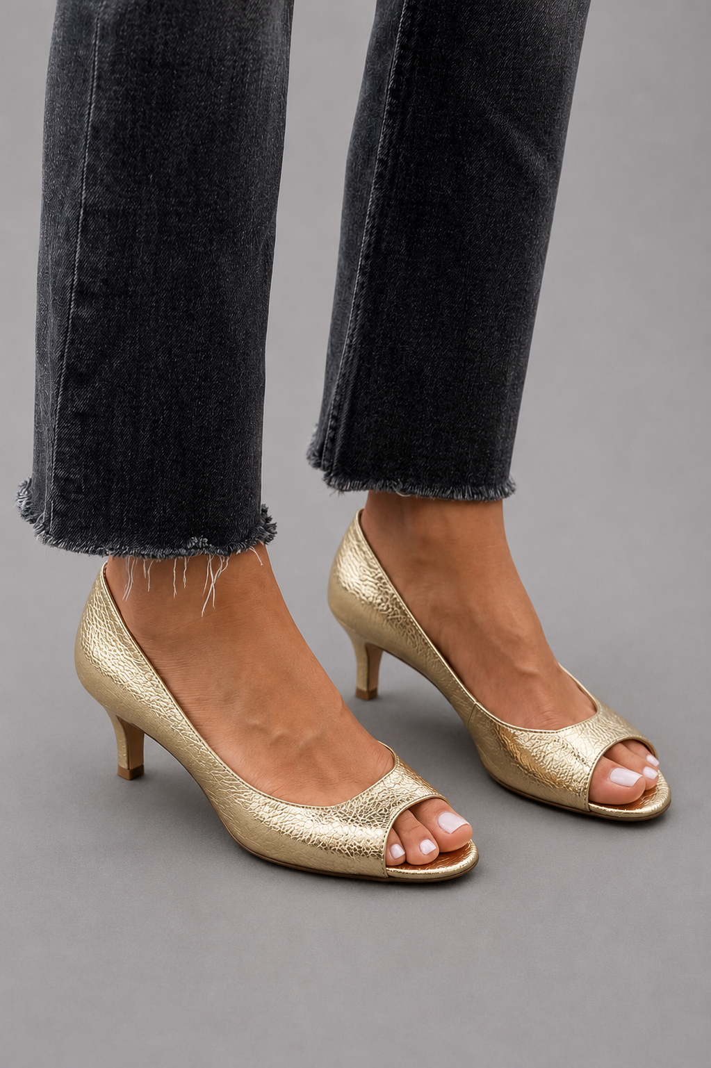 Hallie | Sandals with Low Heel and Open Toe