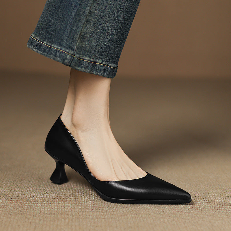 Calenne | Leather Kitten Heels