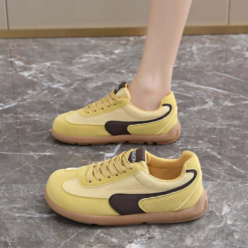 Susan |  Shoes with a Wide Toe Cap