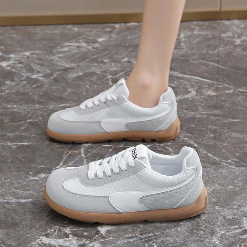 Susan |  Shoes with a Wide Toe Cap