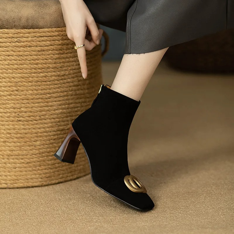 Bea | Opium Velvet Boots