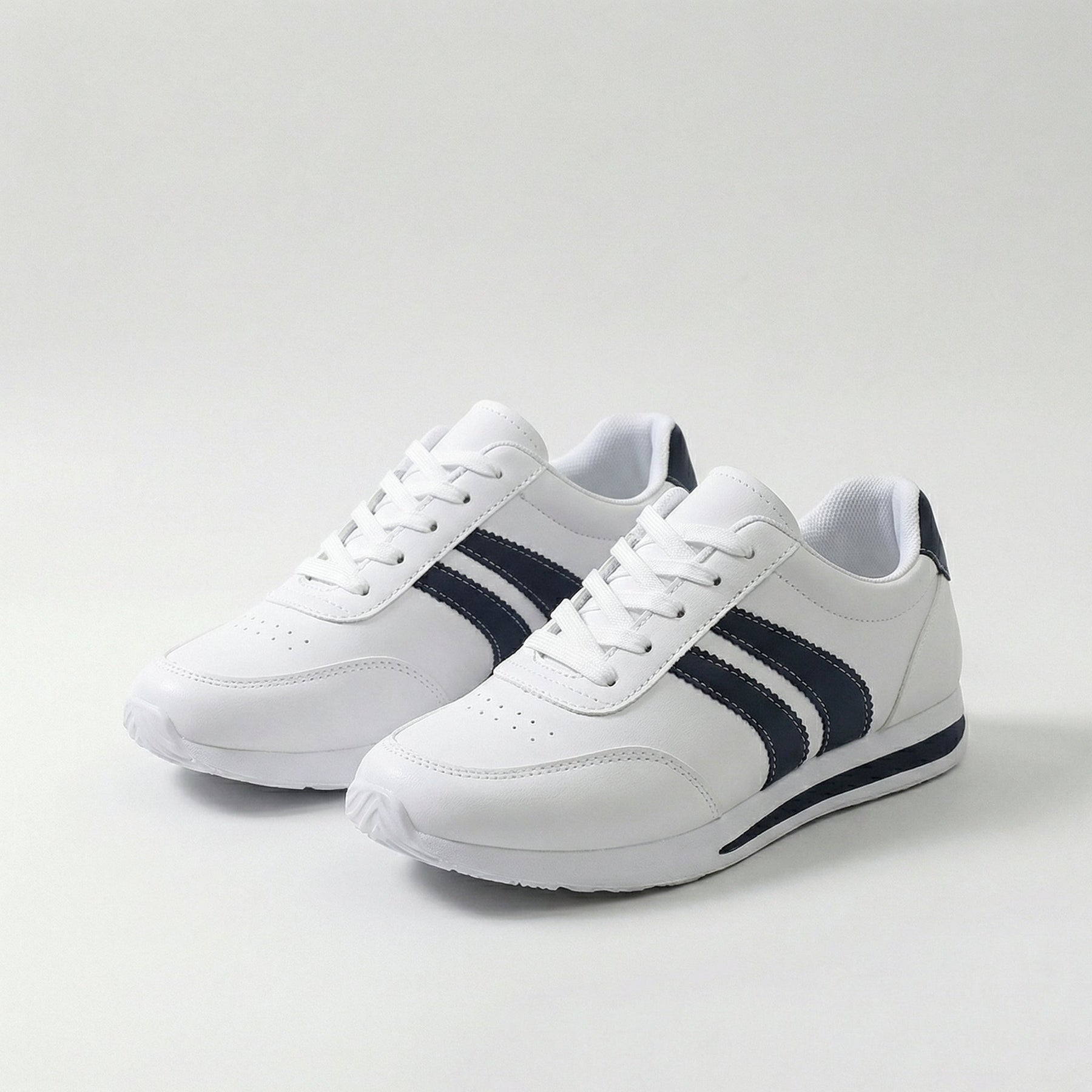 Olivia | Lightweight Sneakers