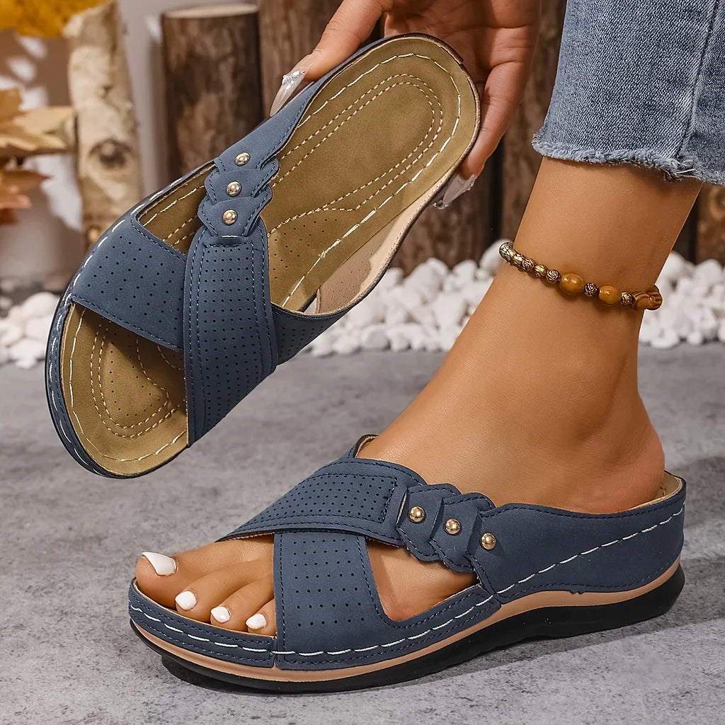Hensley | Orthopedic Sandals