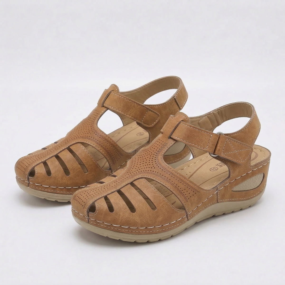 Amelia | Comfort Sandals with a Gentle Lift